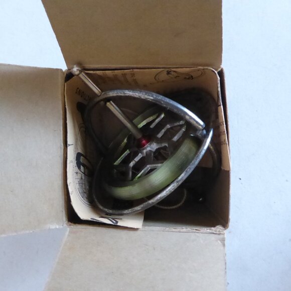 VINTAGE 1950’s THE HURST GYROSCOPE TOY COMPLETE IN BOX (PRE-OWNED) - Picture 2 of 14